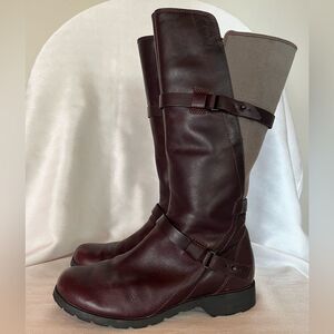 Teva De La Vina leather canvas knee high trail walking comfort boot  Size 6.5